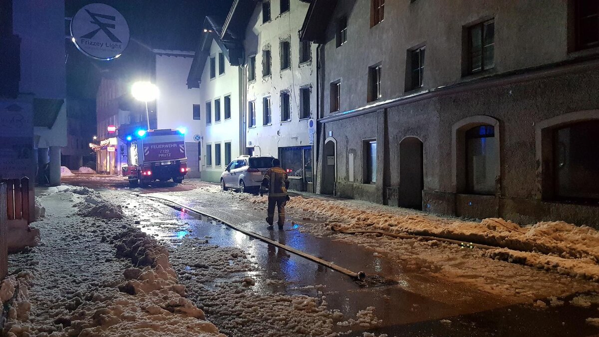 Wasserschäden aufgrund von Schnee und Regen