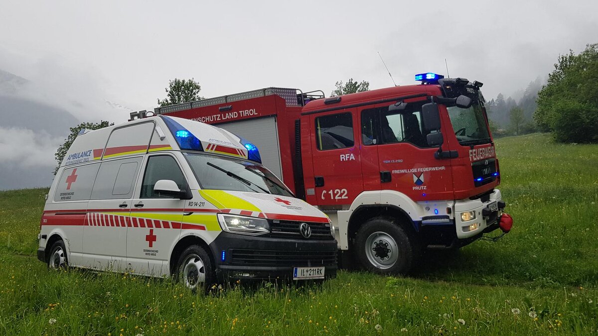 Schwerer Verkehrsunfall auf der B180
