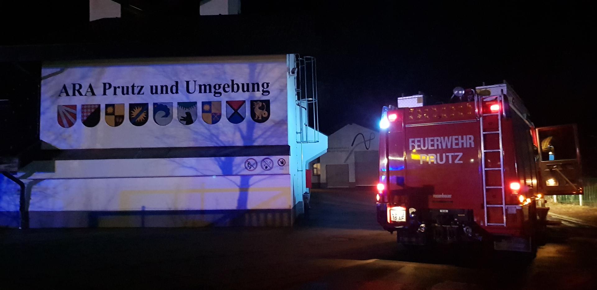 Vermeintlicher Brand im Klärwerk Prutz/Faggen