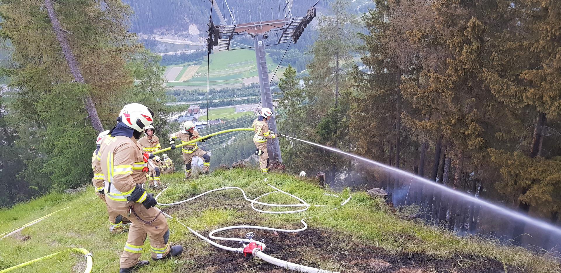 Waldbrand in Fendels