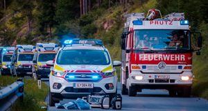 Großunfallübung - Verkehrsunfall Fendler Straße